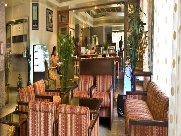 hotel midtown pritam