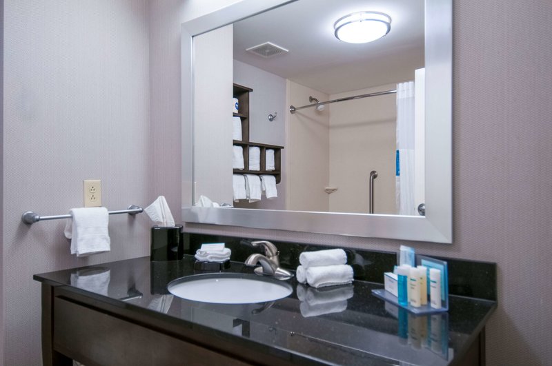 hampton inn hernando