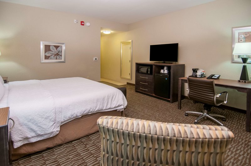 hampton inn hernando