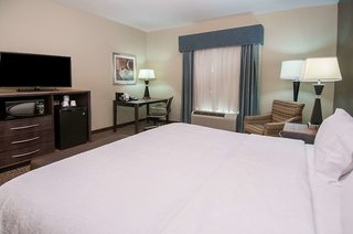 hampton inn hernando