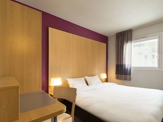 B&B Hotel Dunkerque Centre Gare,Coudekerque-Branche>>Bissezeele,3 star