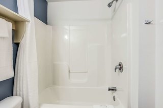 extended stay america select suites tallahassee east