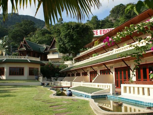 prince edouard apartment and resort