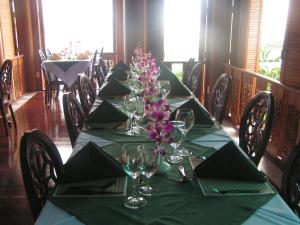 prince edouard apartment and resort