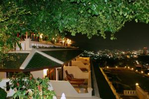 prince edouard apartment and resort