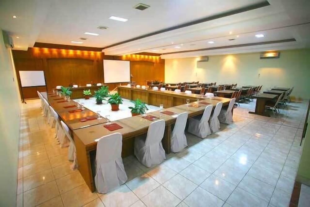 pondok serrata convention boutique and tourist hotel