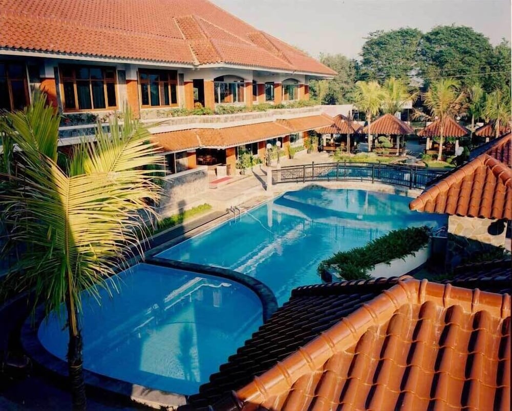 pondok serrata convention boutique and tourist hotel