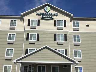 Extended Stay America Select Suites - Cleveland - Avon,Avon Lake>>Avon,3 star