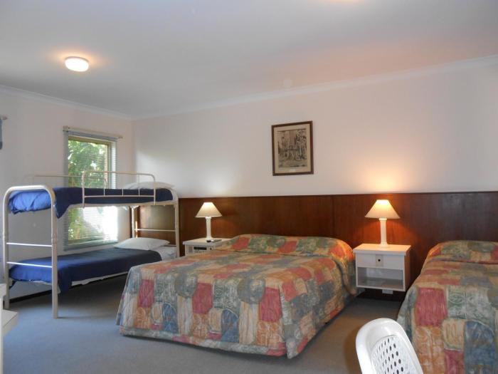 augustas georgiana molloy motel