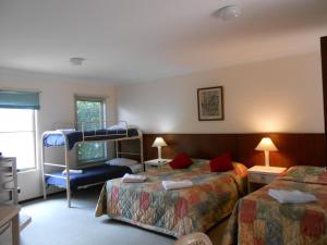 augustas georgiana molloy motel