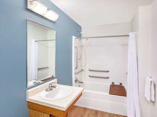 extended stay america select suites phoenix north