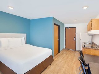 extended stay america select suites phoenix north