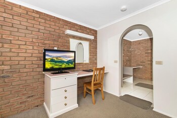 bendigo golden square motor inn