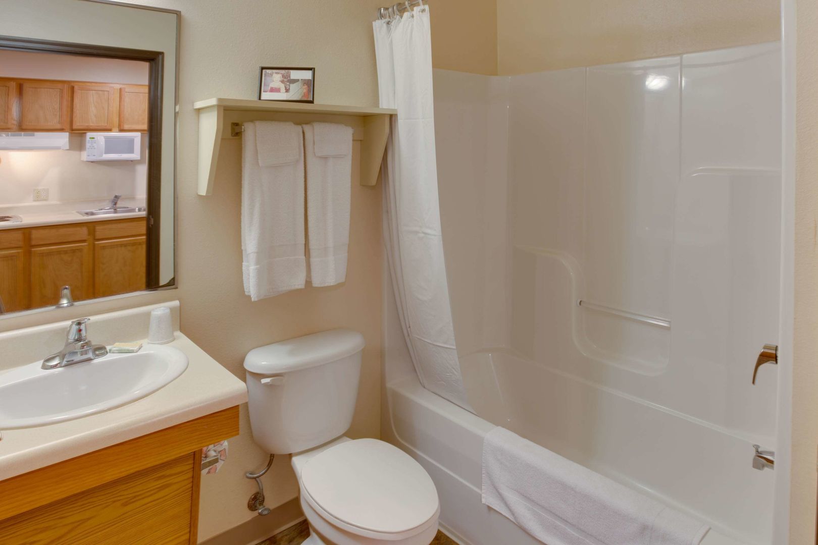 extended stay america select suites mobile i 65