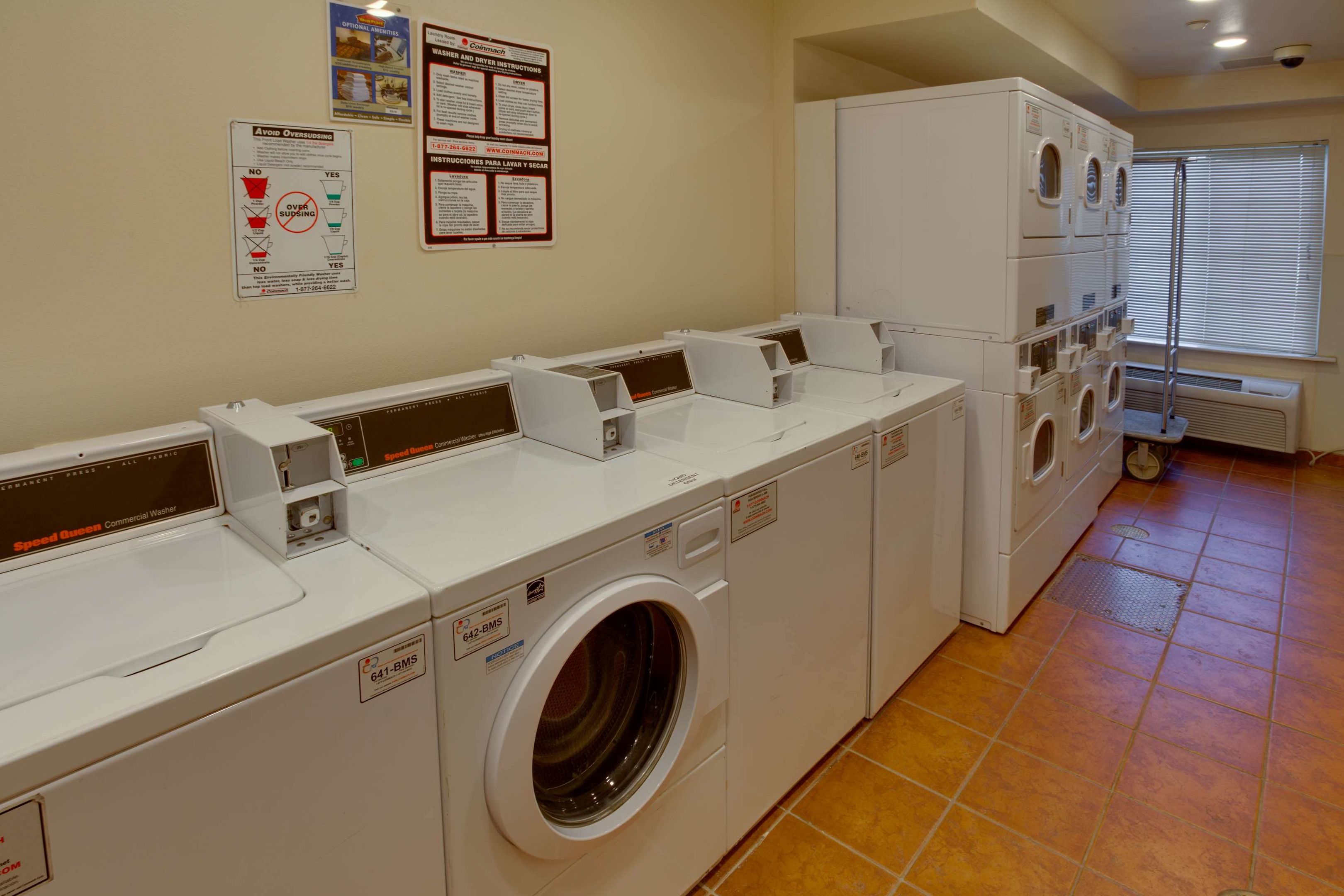 extended stay america select suites mobile i 65