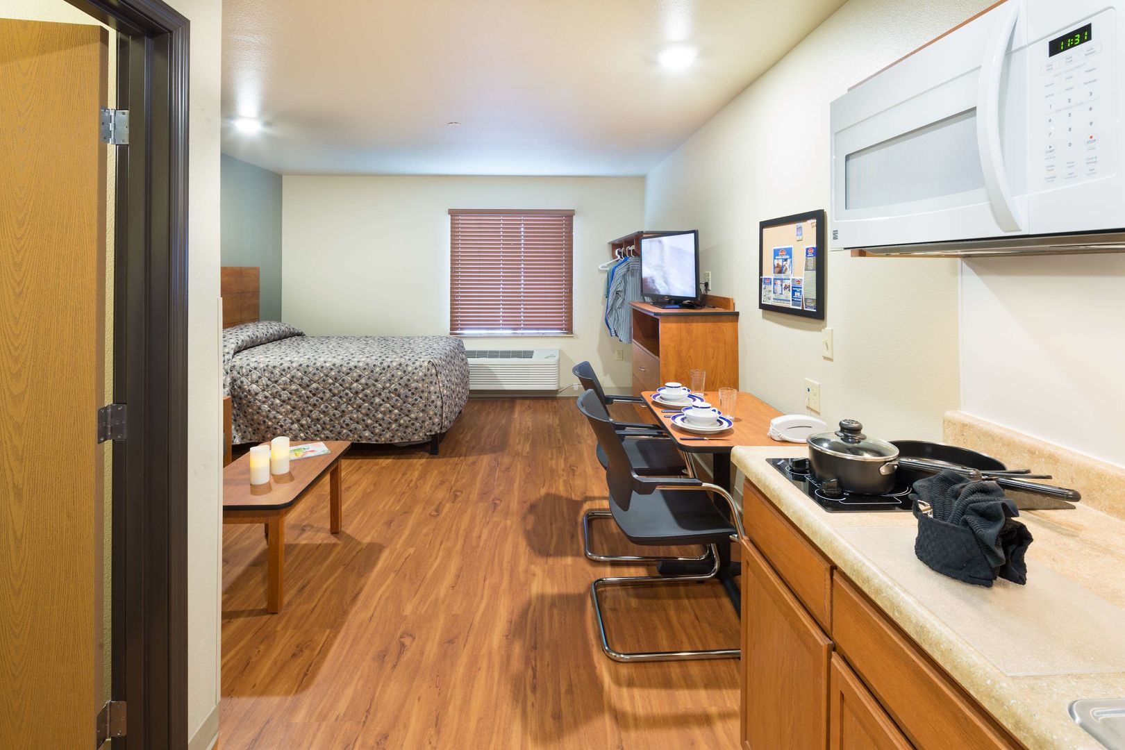 extended stay america select suites mobile i 65
