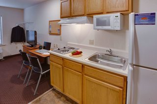 extended stay america select suites mobile i 65