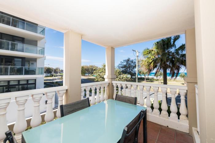 la grande apartments broadbeach