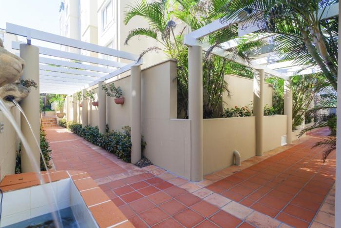 la grande apartments broadbeach