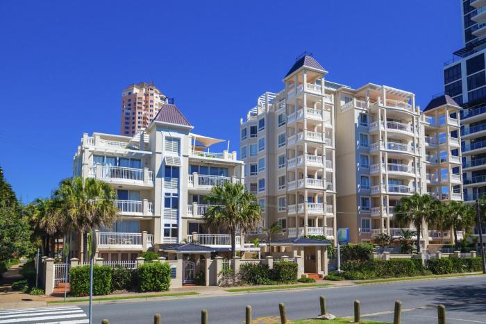 la grande apartments broadbeach