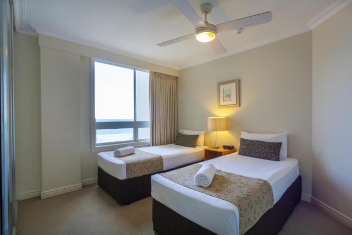 la grande apartments broadbeach