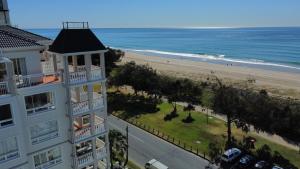 La Grande Apartments Broadbeach,Near Surfers Paradise Beach,4 star
