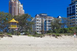 La Grande Apartments Broadbeach,Near Surfers Paradise Beach,4 star