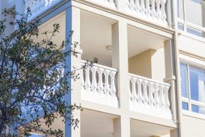 la grande apartments broadbeach