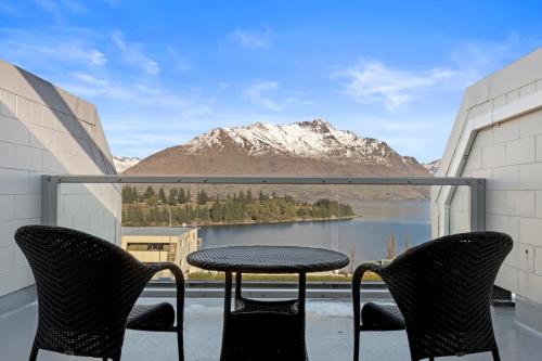 copthorne hotel and apartments queenstown lakeview