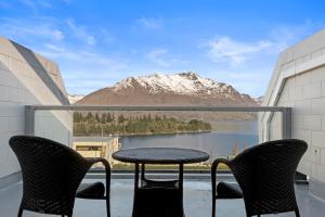copthorne hotel and apartments queenstown lakeview