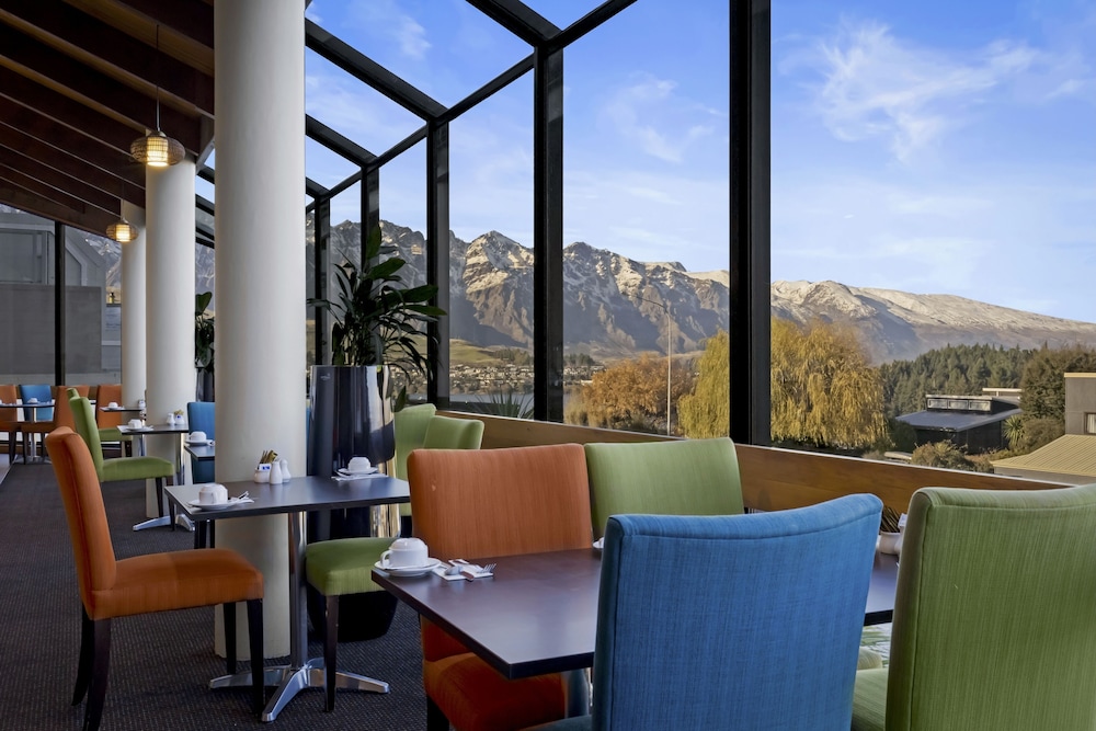 copthorne hotel and apartments queenstown lakeview