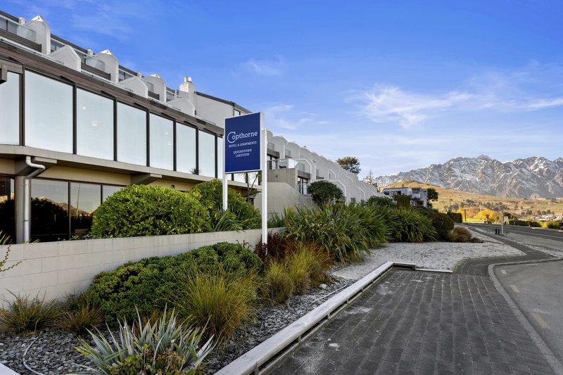 copthorne hotel and apartments queenstown lakeview