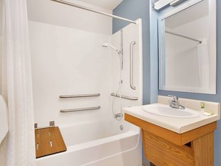 extended stay america select suites fort myers northeast