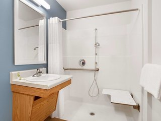 extended stay america select suites fort myers northeast