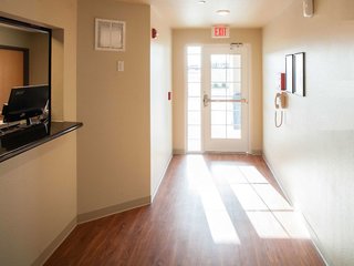 extended stay america select suites fort myers northeast