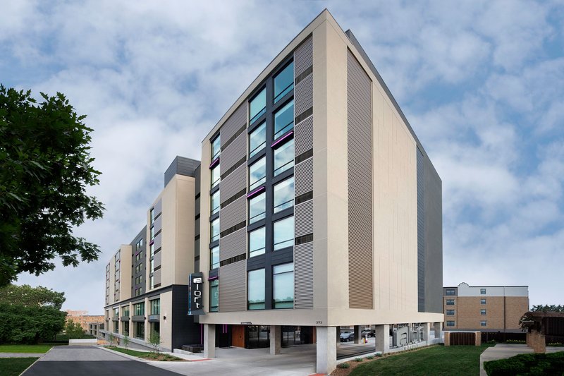 aloft kansas city country club plaza a marriott hotel