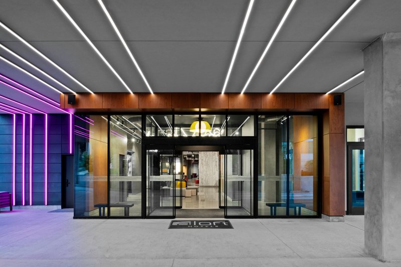 aloft kansas city country club plaza a marriott hotel