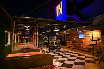hotel shyam paradise