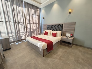 divine boutique hotel panchgani