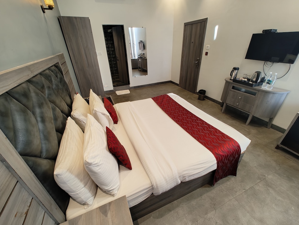 divine boutique hotel panchgani