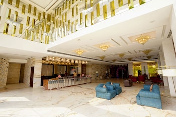 kay em spectra hotel chennai