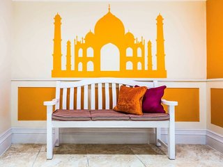 ibis styles reading centre