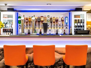 ibis styles reading centre