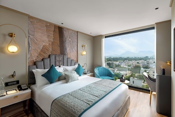 parallel hotel udaipur a member of radisson individuals