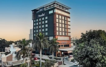 parallel hotel udaipur a member of radisson individuals
