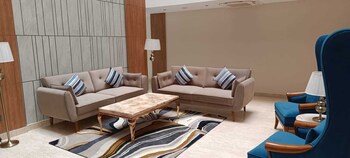 udman by ferns n petals gurugram