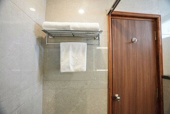 udman by ferns n petals gurugram