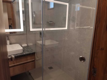 udman by ferns n petals gurugram