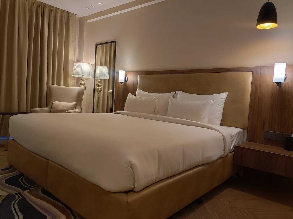 udman by ferns n petals gurugram