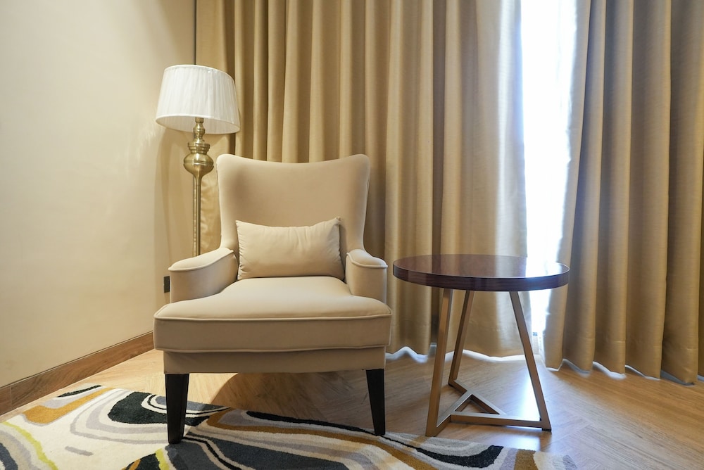 udman by ferns n petals gurugram